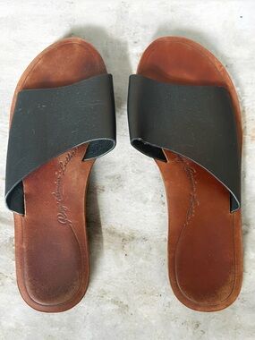 Roxy Genuine Leather Slides!